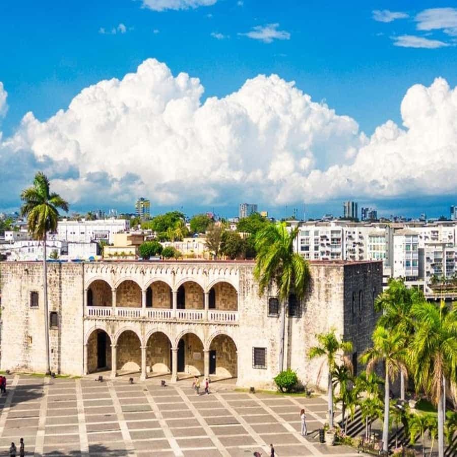 Punta Cana: Santo Domingo VIP Day Trip with Hotel Pickup — Guided tour and outdoor activity