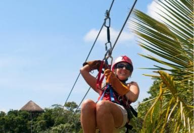 El LimĂłn: Ziplining Adventure â Guided tour and outdoor activity